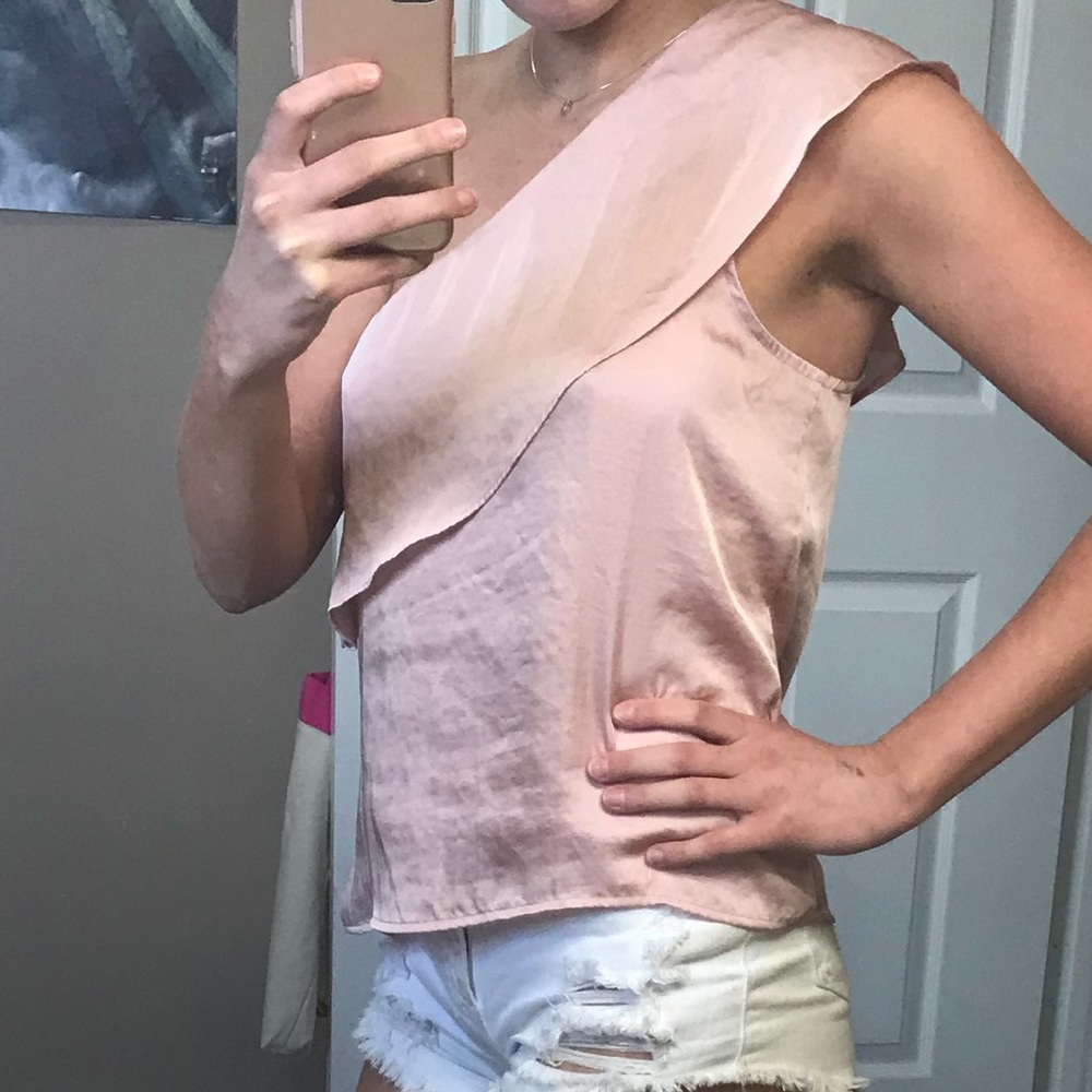 Top - Picture 4 of 4